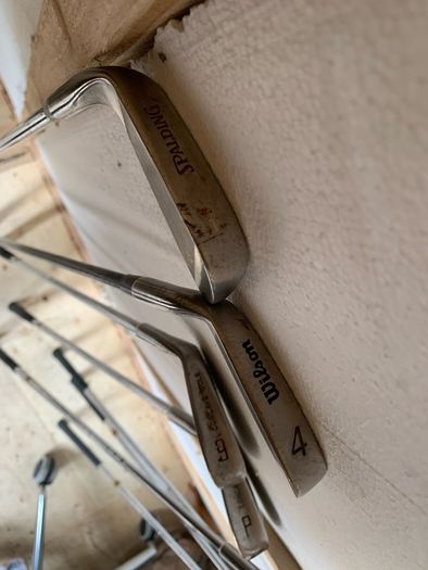 Full bagged Mens Golf set (irons, putter, drivers) (RH)
