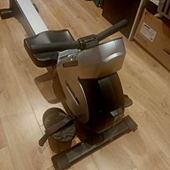 Rowing machine / rower