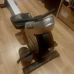 Rowing machine / rower