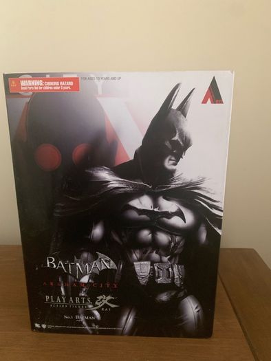 Batman Arkham city play arts Kai Dc comics