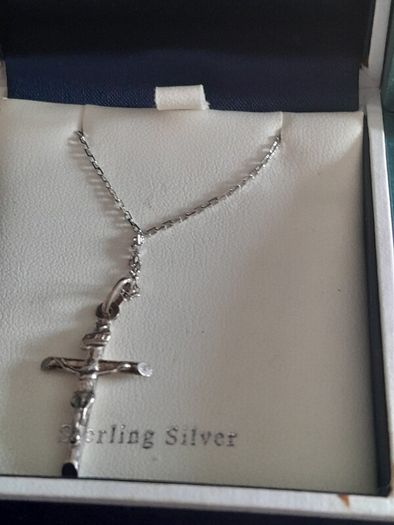 ladies silver chain and pendant