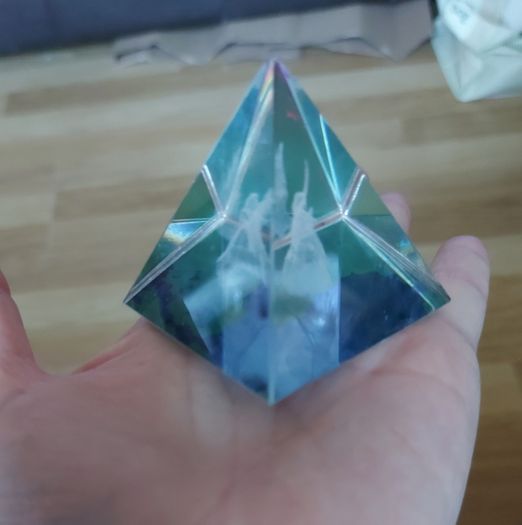 3d etched Angel Pyramid     Iridescent