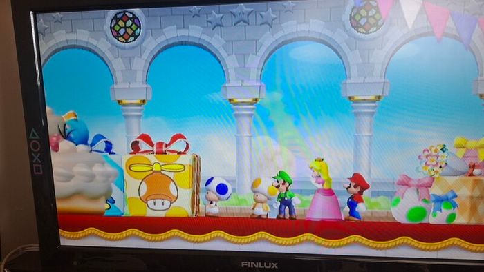 Modded Nintendo Wii with games 64GB SD
