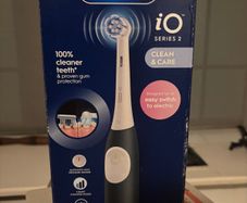 Oral-B iO Series 2 Electric Tootbrush (Black)