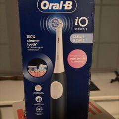 Oral-B iO Series 2 Electric Tootbrush (Black)