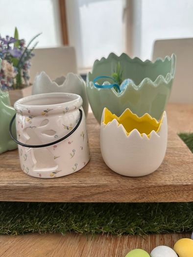 Easter/Spring planters/pots decor