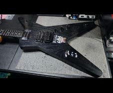 Dean ML USA 2009 Black Mahogany. Retro Fitted floyd rose