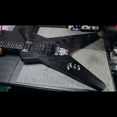 Dean ML USA 2009 Black Mahogany. Retro Fitted floyd rose