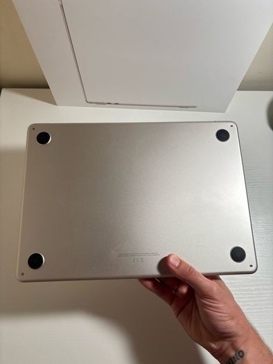 macBook Air M5