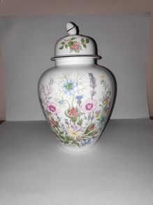 Aynsley Wild Tudor Fine Bone China Ginger Jar with lid