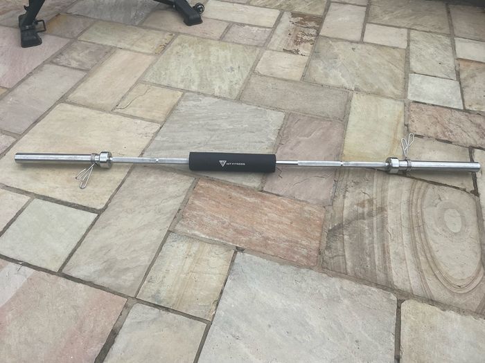 Weights Bench -Heavy Duty , adjustable , almost new.