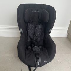 Maxi Cosi Axis Carseat
