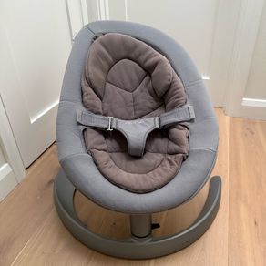 Nuna Leaf Grow swinging chair