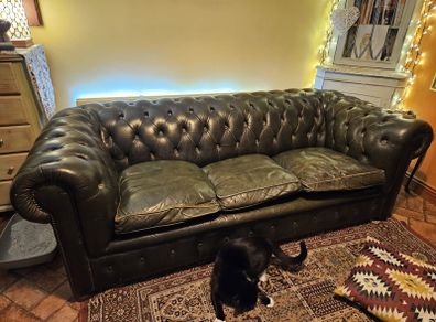 chesterfield sofa