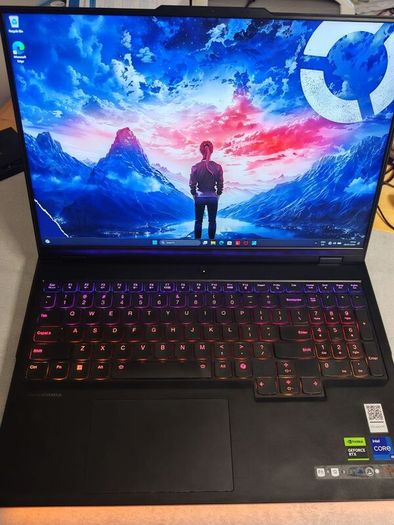 Lenovo Legion Pro 7i Gen 9 | RTX 4080 | i9-14900HX | 32GB | 2TB | Slight Dent