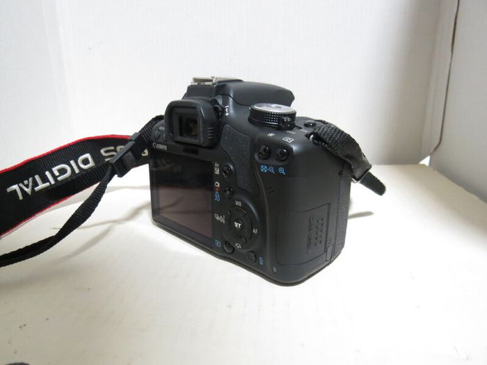 Camera Canon EOS 500D