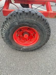 600 x 9 split rim trailer wheel / tyre 5 stud