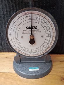 Vintage Salter Eire Coin Checker