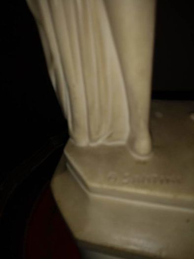 Classic Figure Sculpture A Santini Made In Italy Aphrodite Statue
