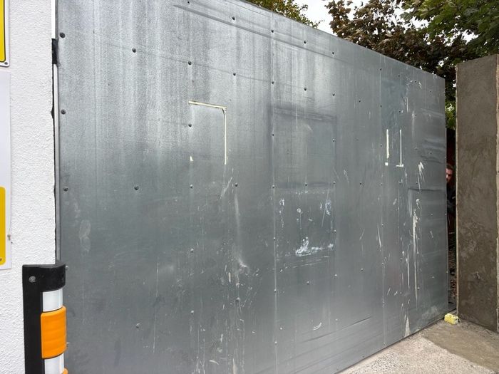 Sliding Steel Gate
