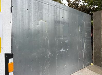 Sliding Steel Gate