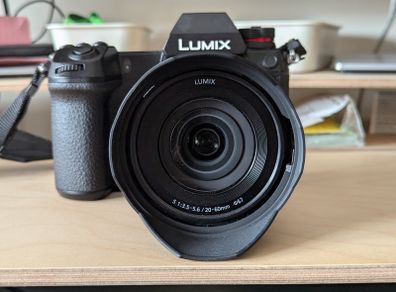 Panasonic Lumix S1 + 20-60 3.5-5.6