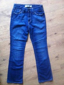 Gap Jeans in Fantastic Condition (size 8) American 4