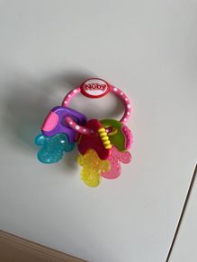 Nubby teething key ring