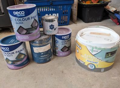 Water based paints for wood and metal - joblot