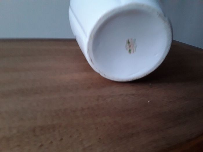 ceramic biscuit jar
