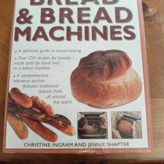 The complete book of bread and bread machines