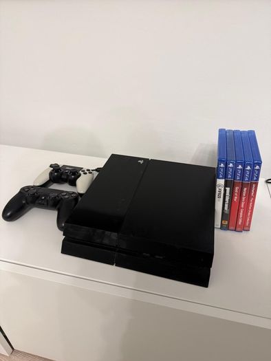 PlayStation 4