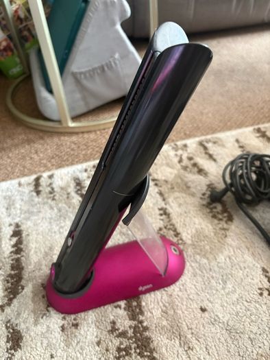 Dyson corrale cordless Hair Straightener