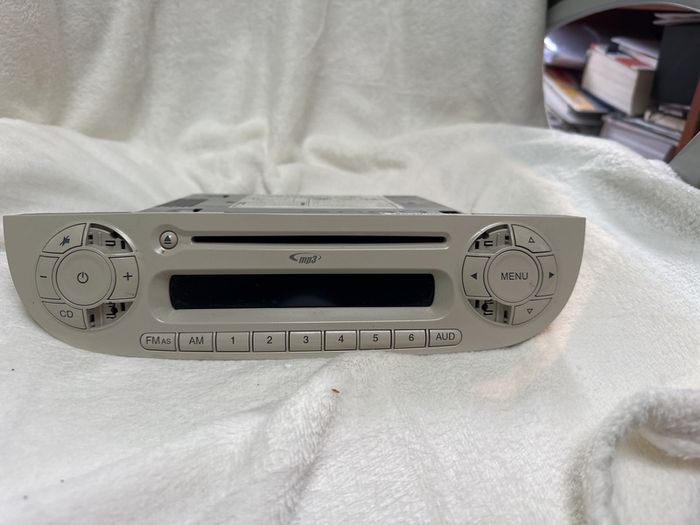 car radio fiat 500