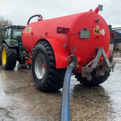 Slurry tanker