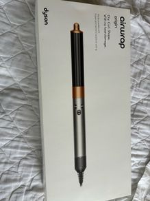 Dyson airwrap barely used