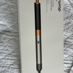 Dyson airwrap barely used