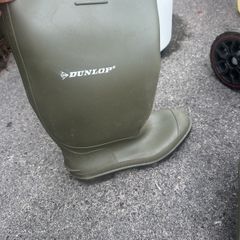 size 8 dunlop