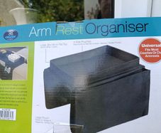 Arm rest organiser