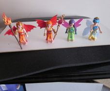 Playmobil 70026 Collectable  4 Figures Series 15 -