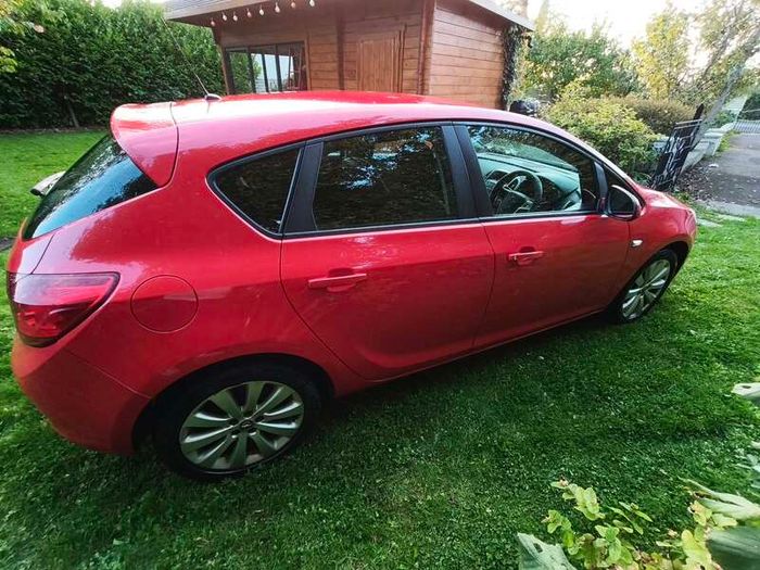2012 Opel Astra