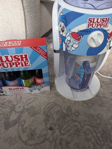 Free slush puppie machine and flavours