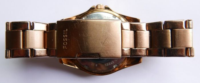 Fossil ES2811 Women Stainless Steel Analog Dial Quartz Genuine Wrist Watch (fresh battery)