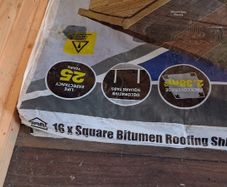 Roof shingles