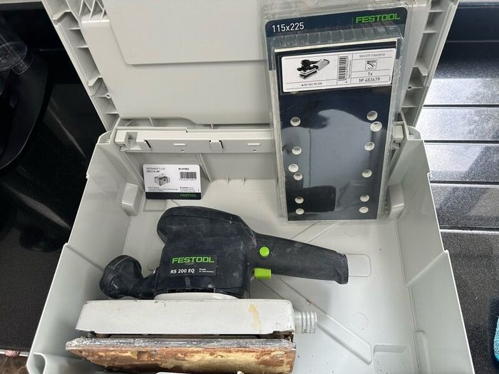 Festool RS 200 EQ sander in Systainer with new pad