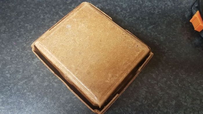 A.E.DAVIS jewellers 61a Piccadilly w.l ,,old box great condition,