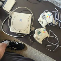 Sega Dreamcast 2 controllers VMU & All Cables