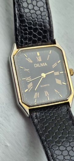 80s Quartz Watch Unisex