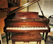 1932 Howard Baby Grand