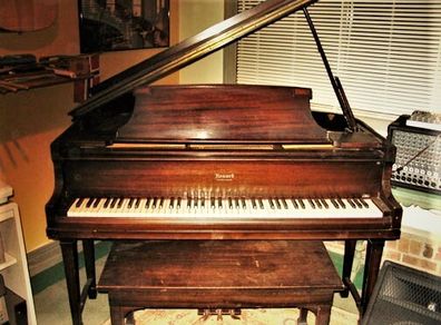 1932 Howard Baby Grand